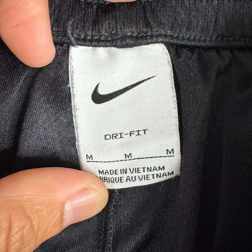 Nike Shorts Mens Size M Black Dri-Fit Basketball Athletic Mesh Drawstring Casual